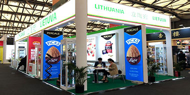 深圳展台搭建应如何选择适合您的材料，绿色展台是否考虑